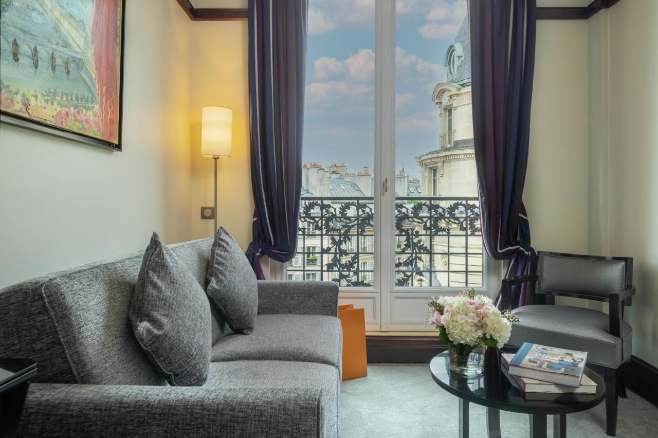 Hotel Pont Royal Paris Bagian luar foto A suite at the hotel
