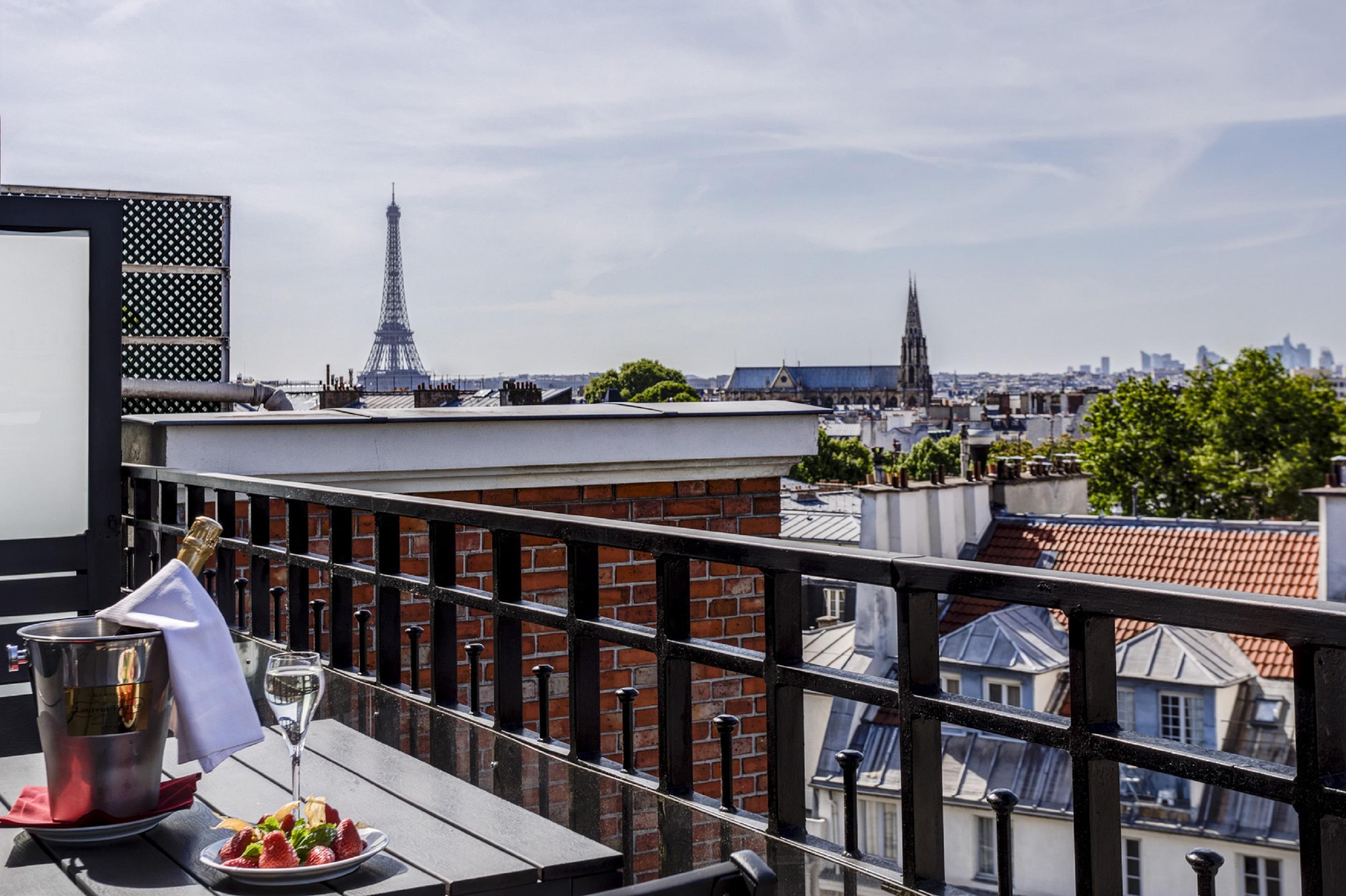 Hotel Pont Royal Paris Bagian luar foto View from the rooftop